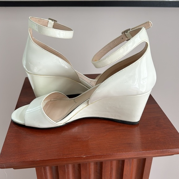 Prada wedges size 7. Very good condition. - Picture 2 of 5
